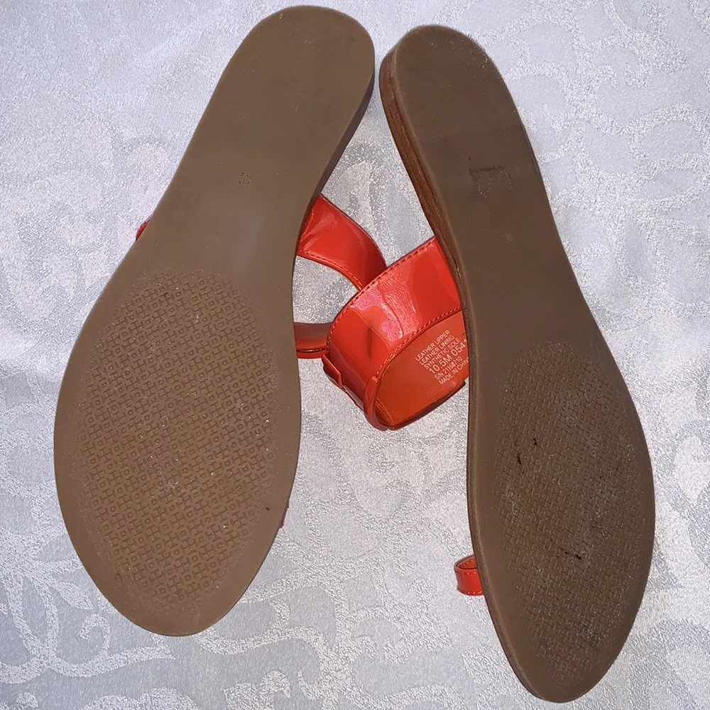 TORY BURCH Marcia Patent Toe-Ring Sandal, Brilliant Red Size 10.5M